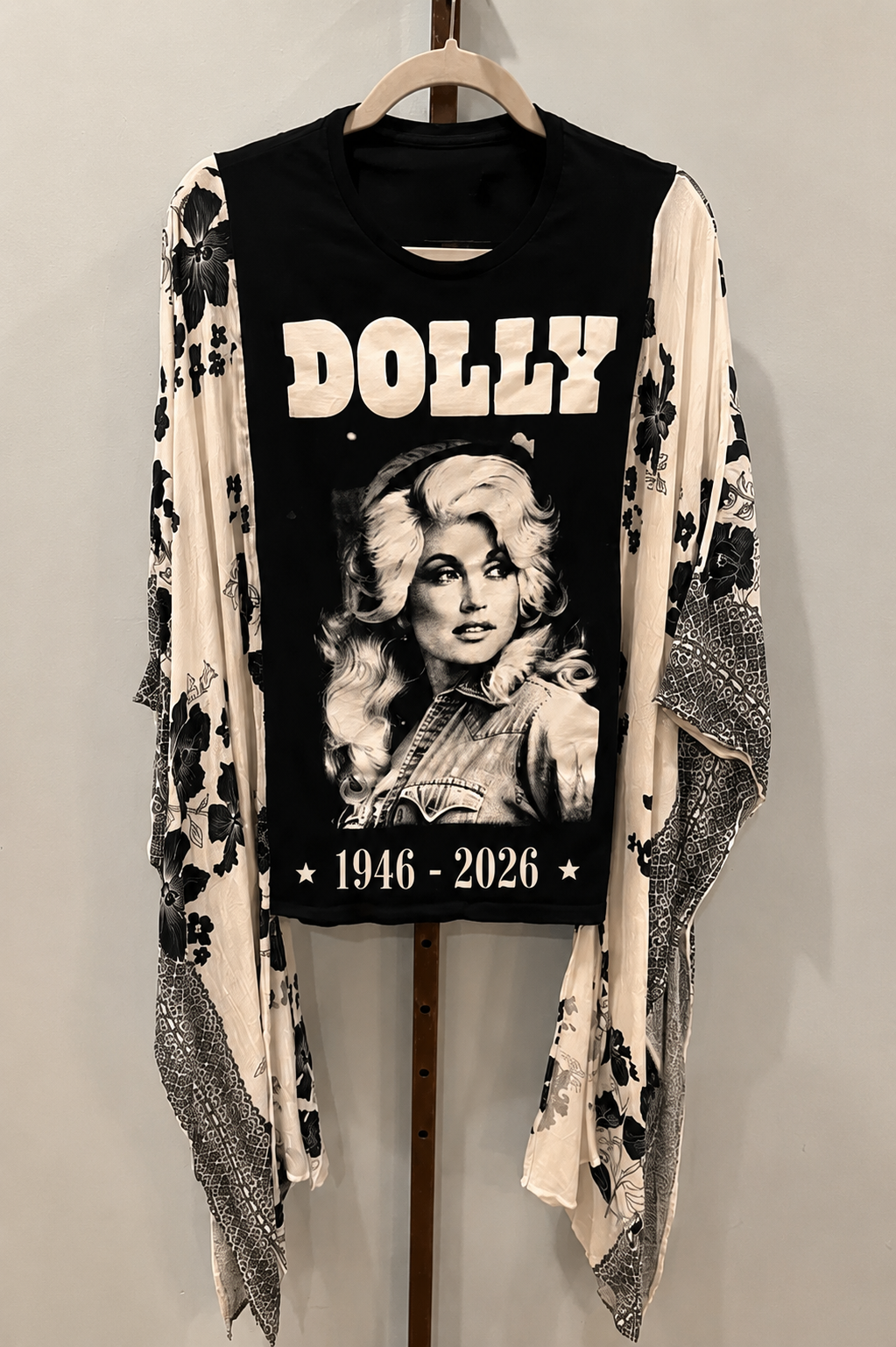 1946-2026 Dollyparton Mix & Match Tee
