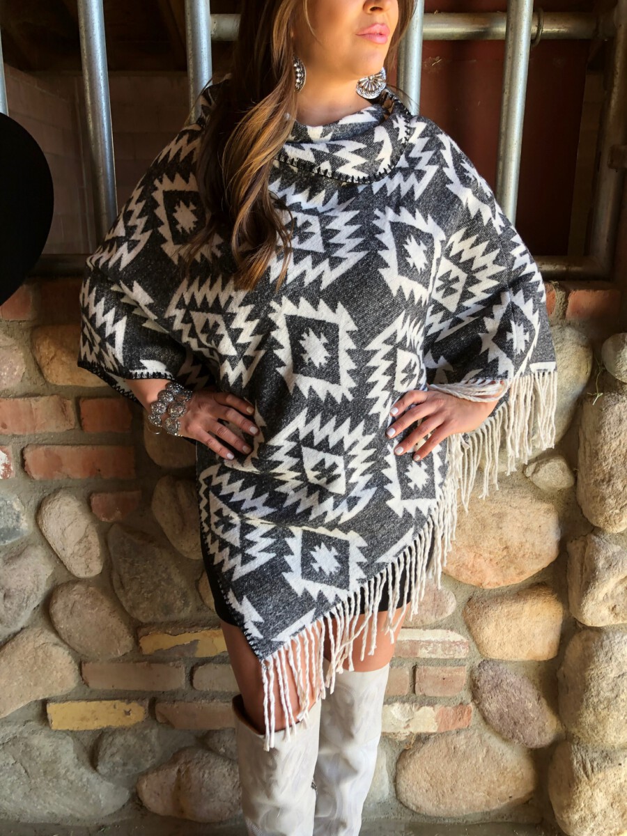 "Shayanne"Aztec Poncho With Tassel ( Black )
