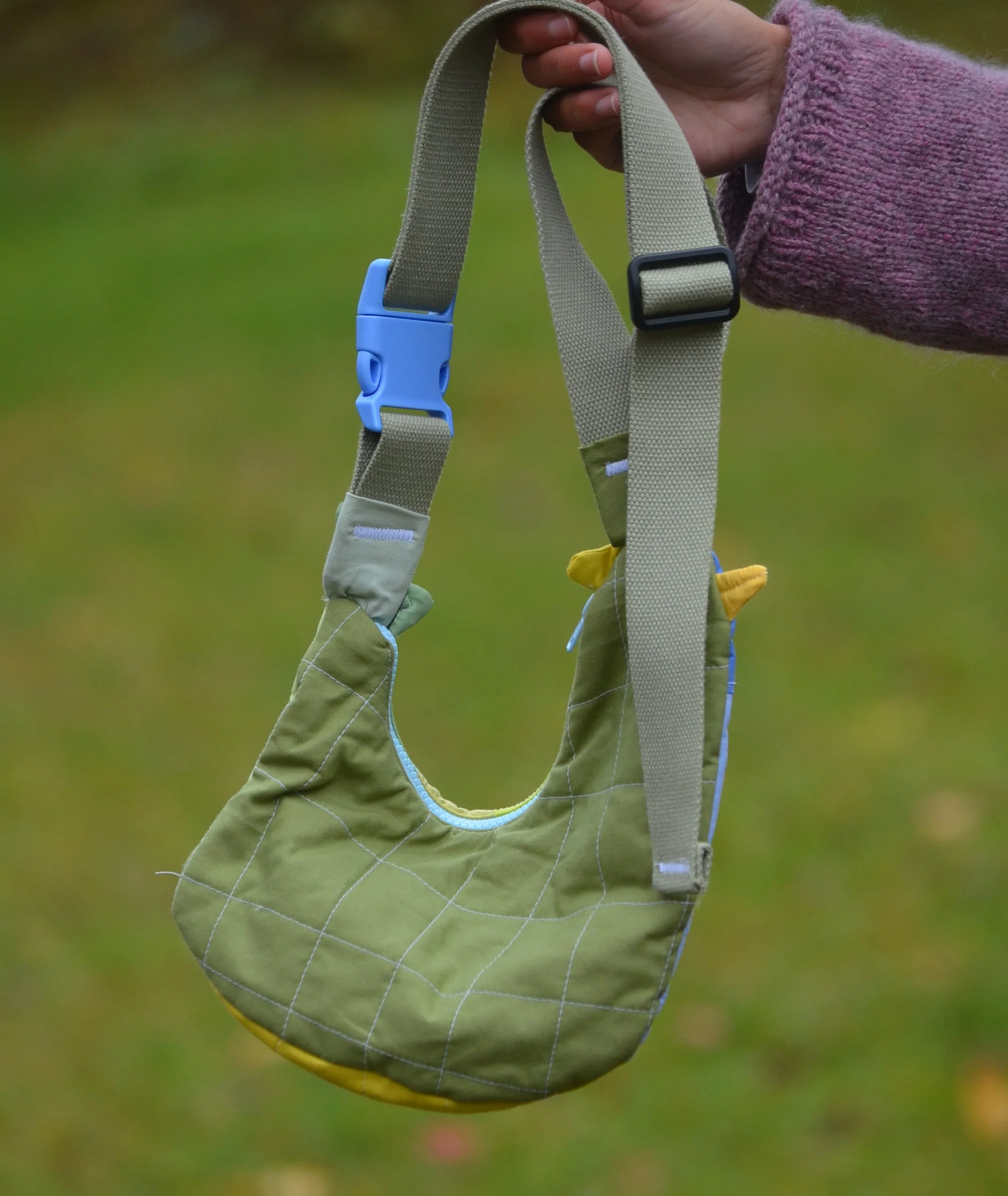 Fly Away Crossbody Bird Bag - Chicken