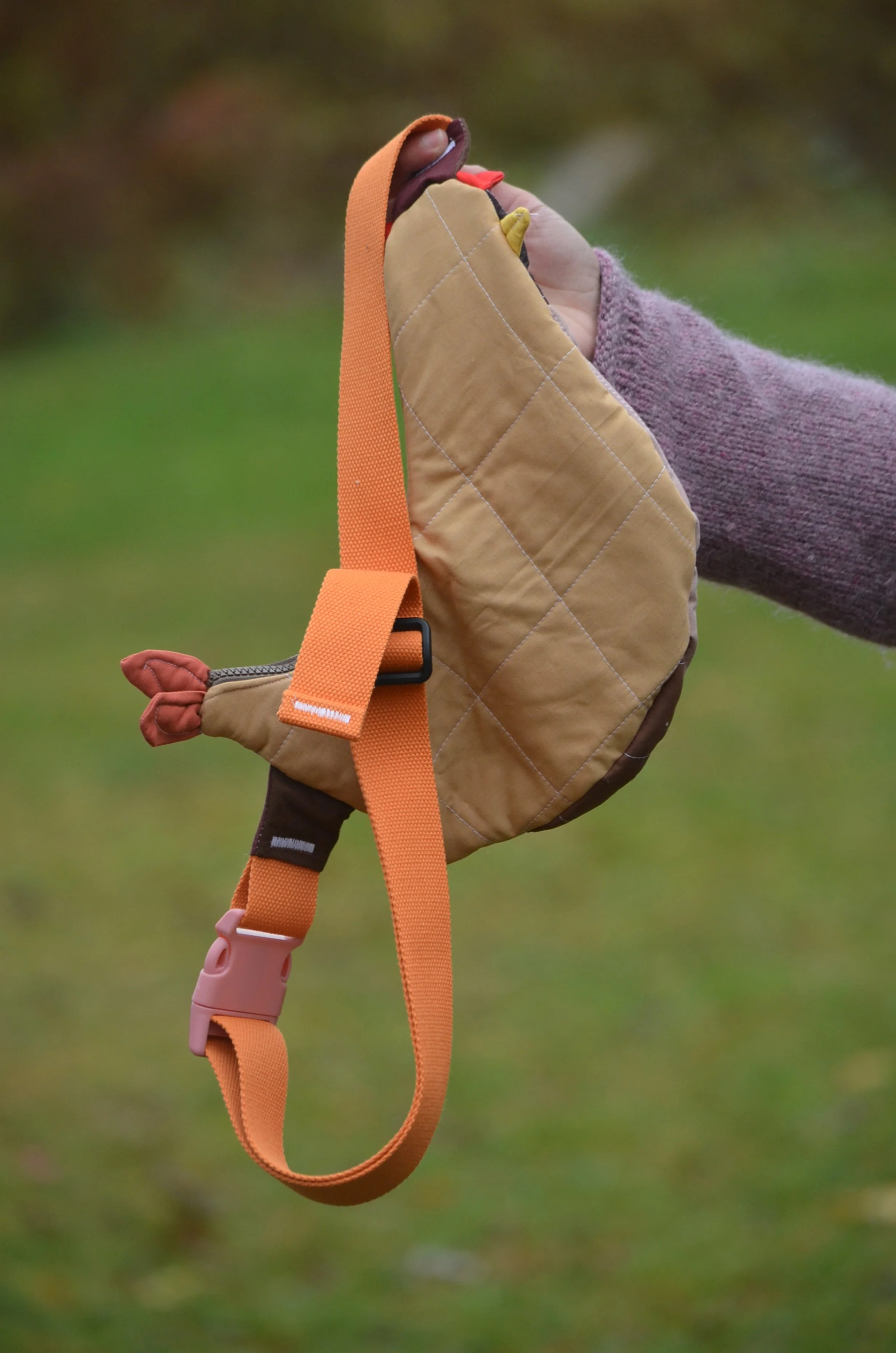 Fly Away Crossbody Bird Bag - Chicken