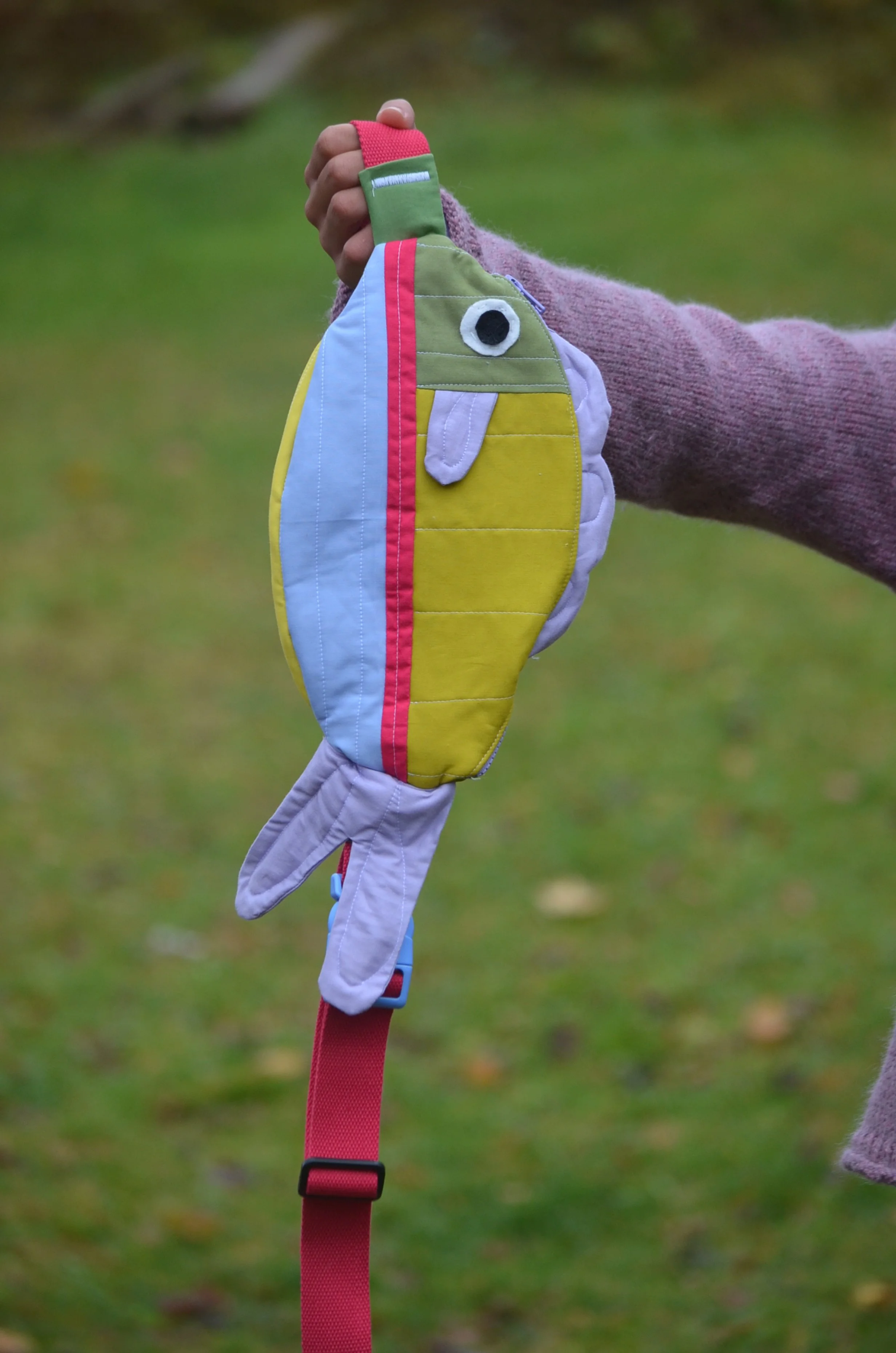 Swim Along Crossbody Fish Bag