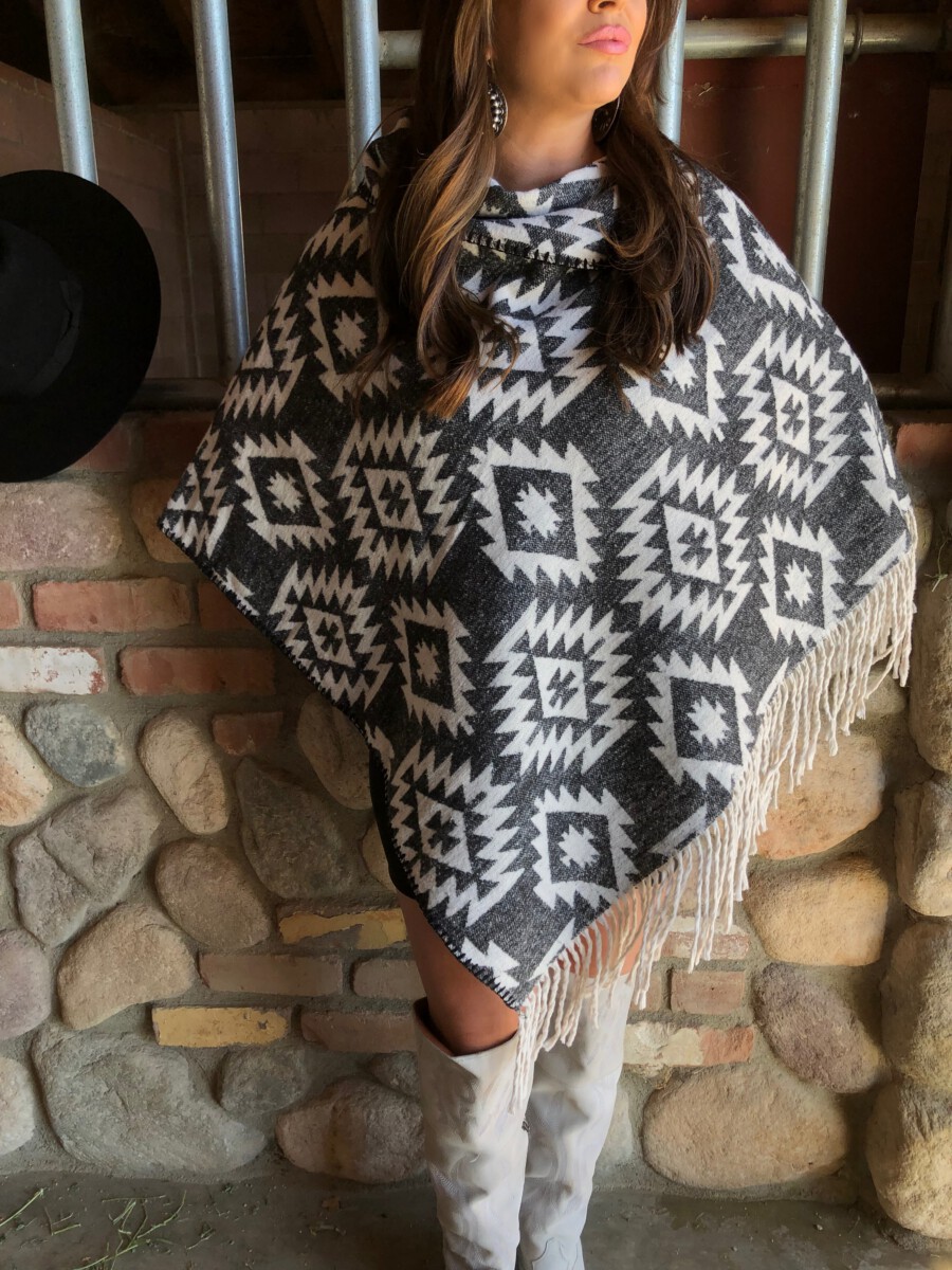 "Shayanne"Aztec Poncho With Tassel ( Black )
