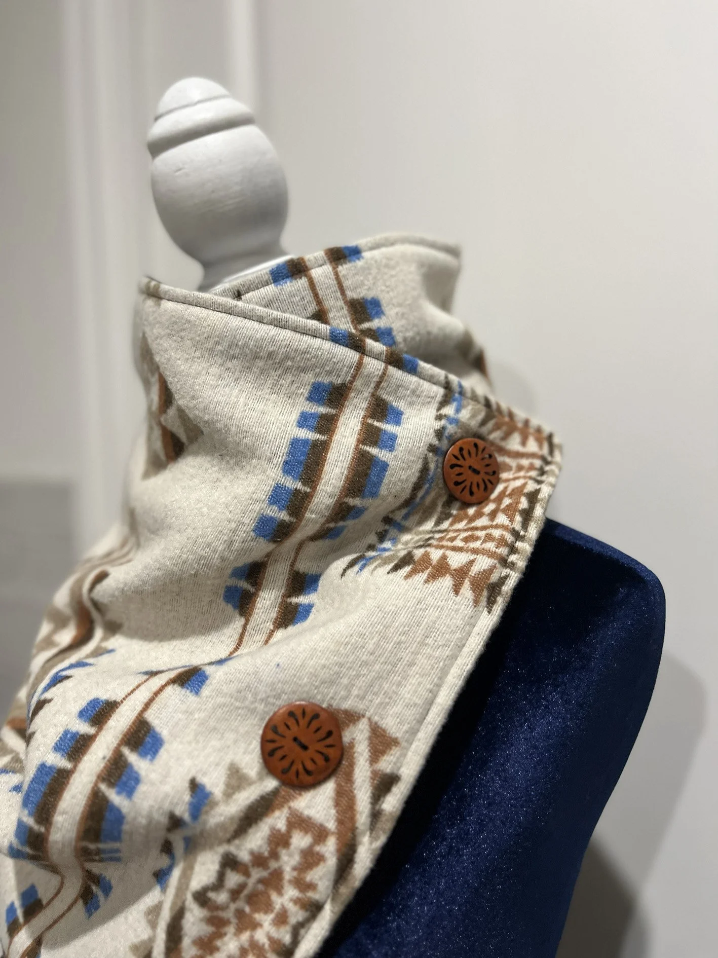 SOUTH WESTERN CREAM BLUE Western Aztec Warm Neck Hood