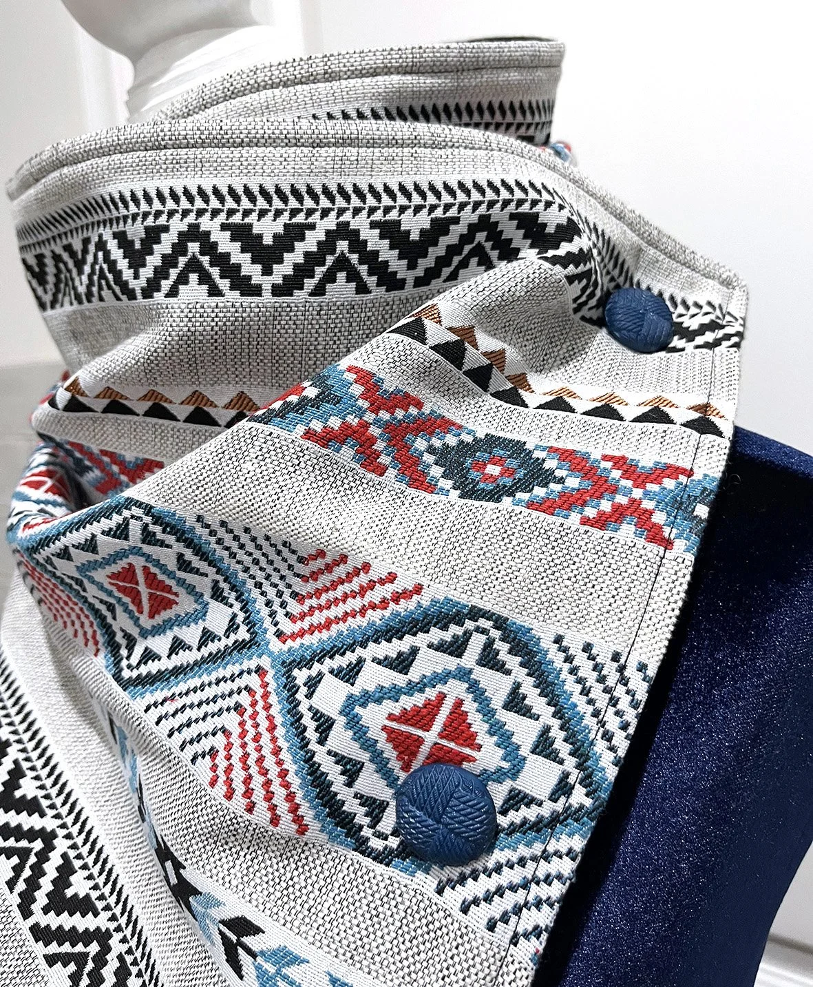 AZTEC GREY & COLOUR PATTERN Western Warm Neck Hood