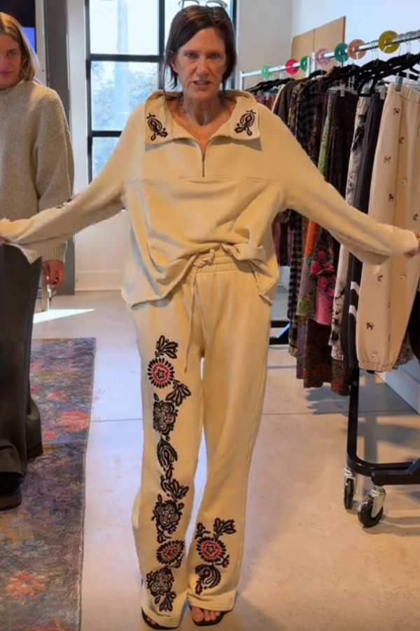 Printed sweatshirt and sweatpants set