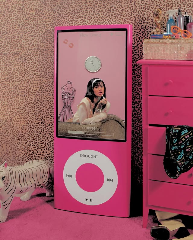iPod Wall Mirror