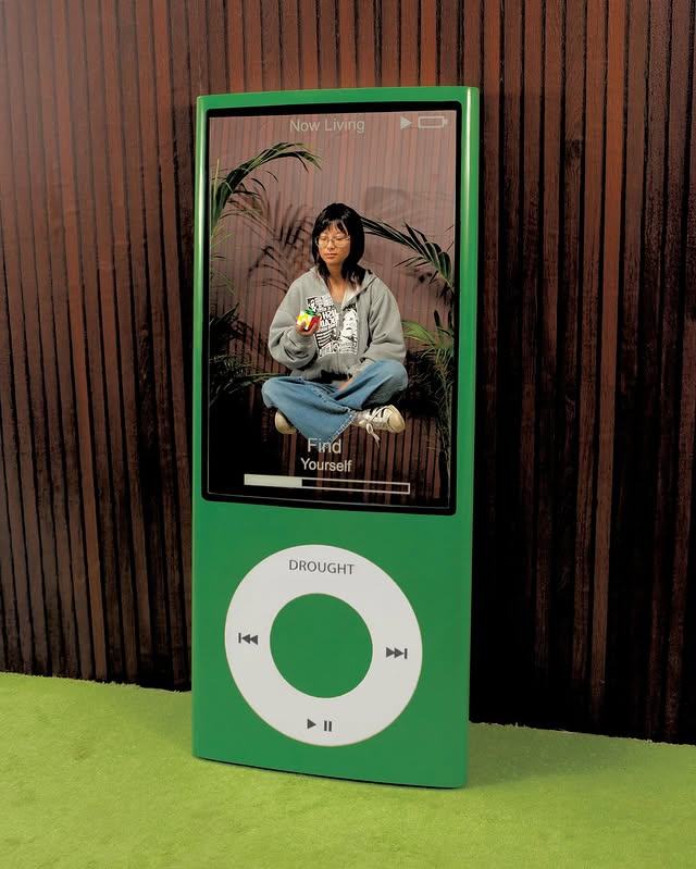 iPod Wall Mirror