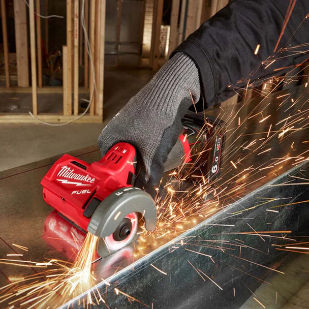 Free-shipping:M12 FPP7A2-624P 12V Fuel 7 Piece Tool Kit with 4 x Battery Charger & Cases 4933492382