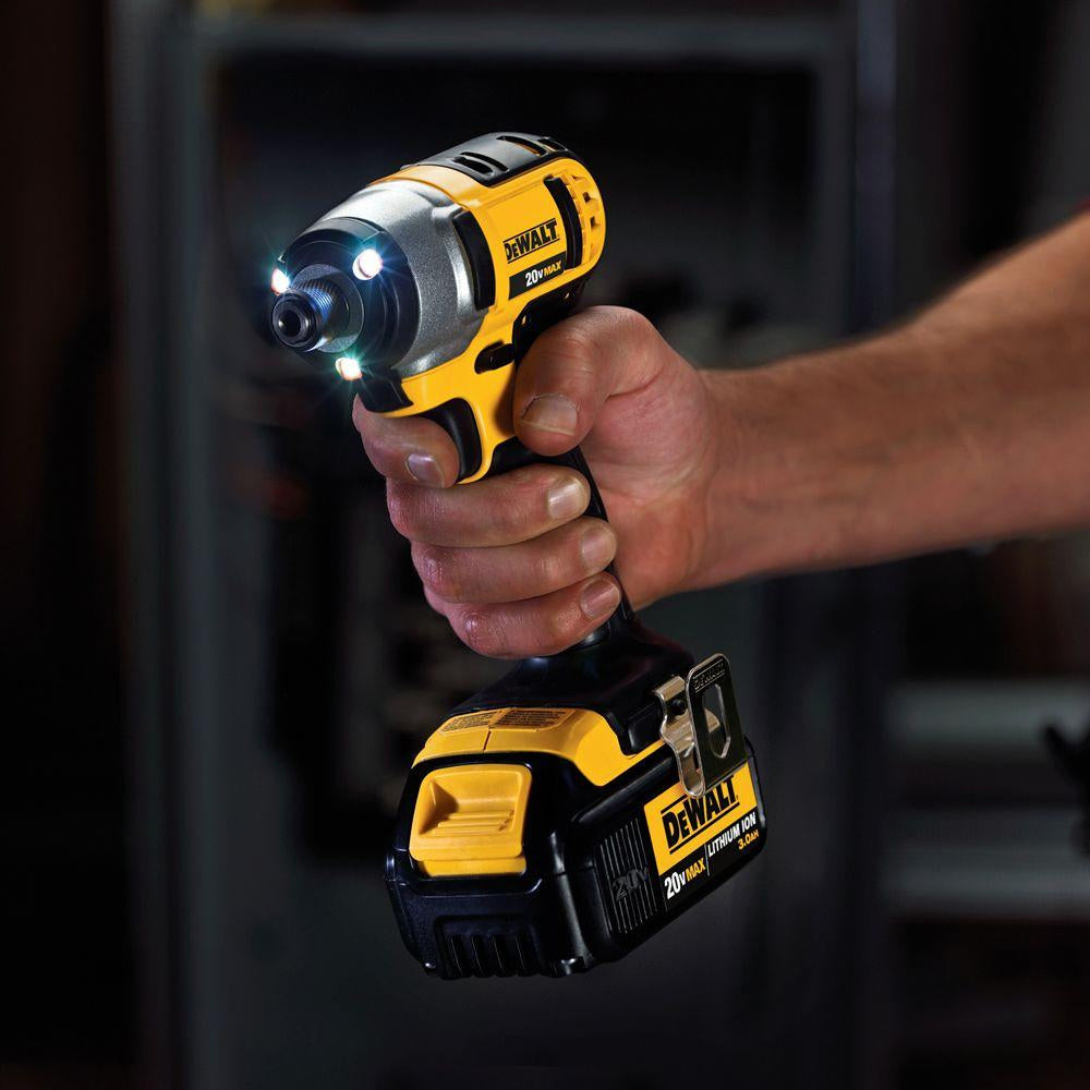 DE DCK240C2-KIT 20V Compact Drill/Driver Combo Kit w/ Oscillating Tool