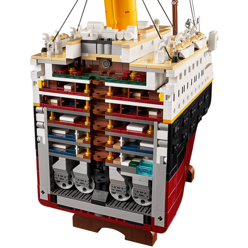 LEGO® Titanic