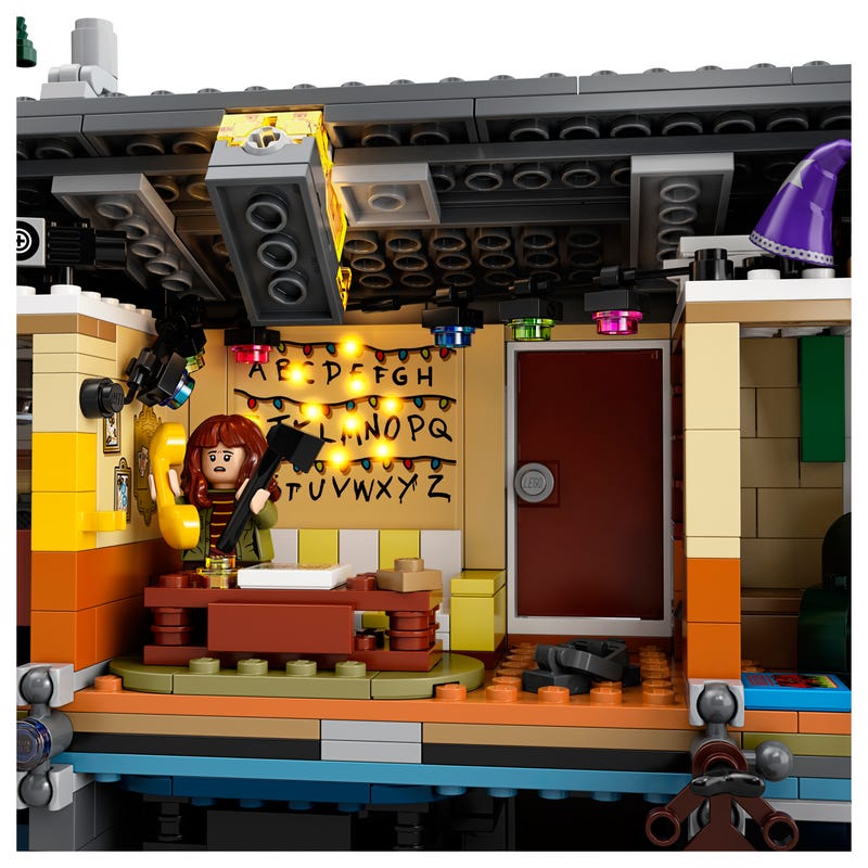 LEGO - The Upside Down