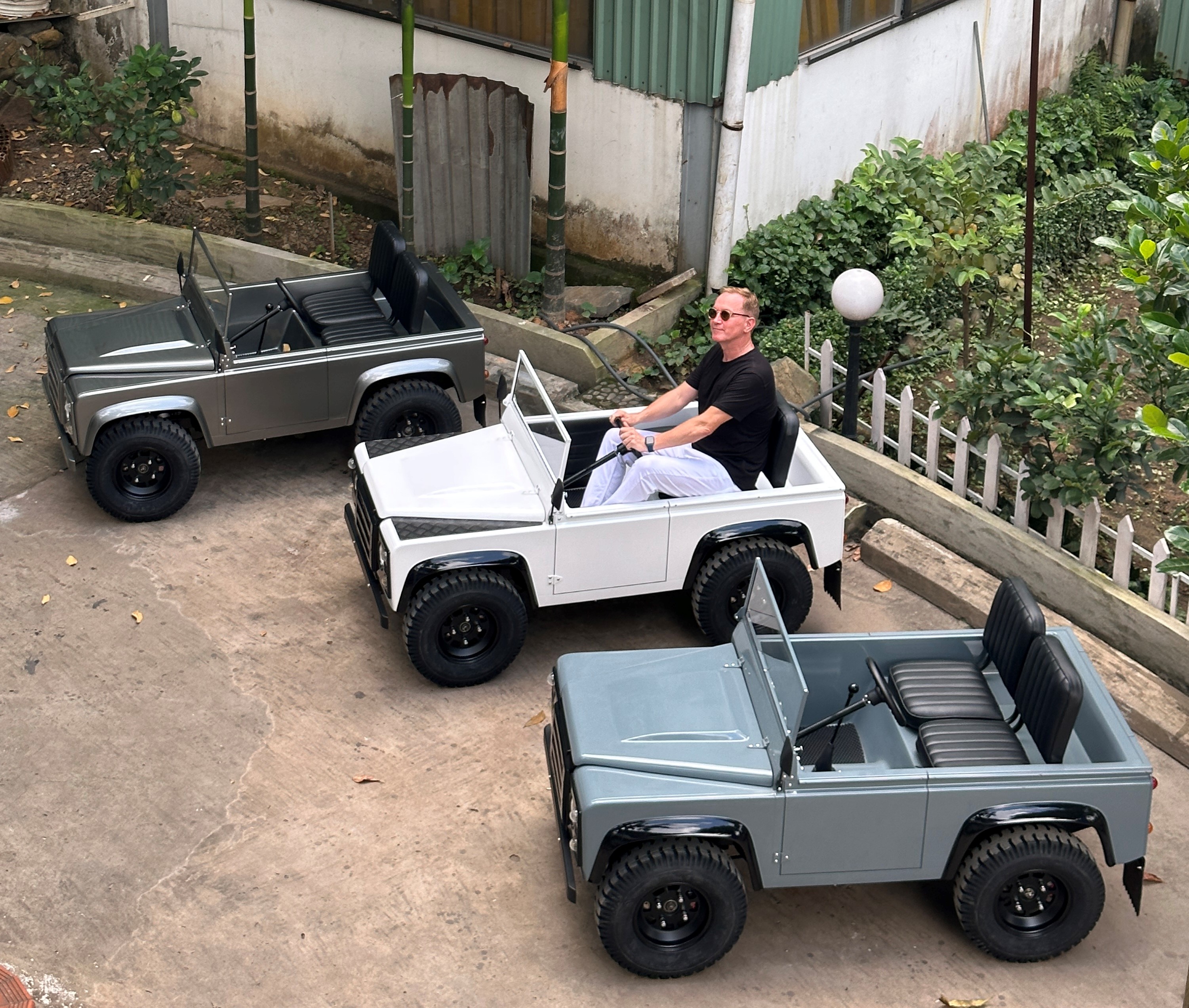 Land Junior & Land Junior D