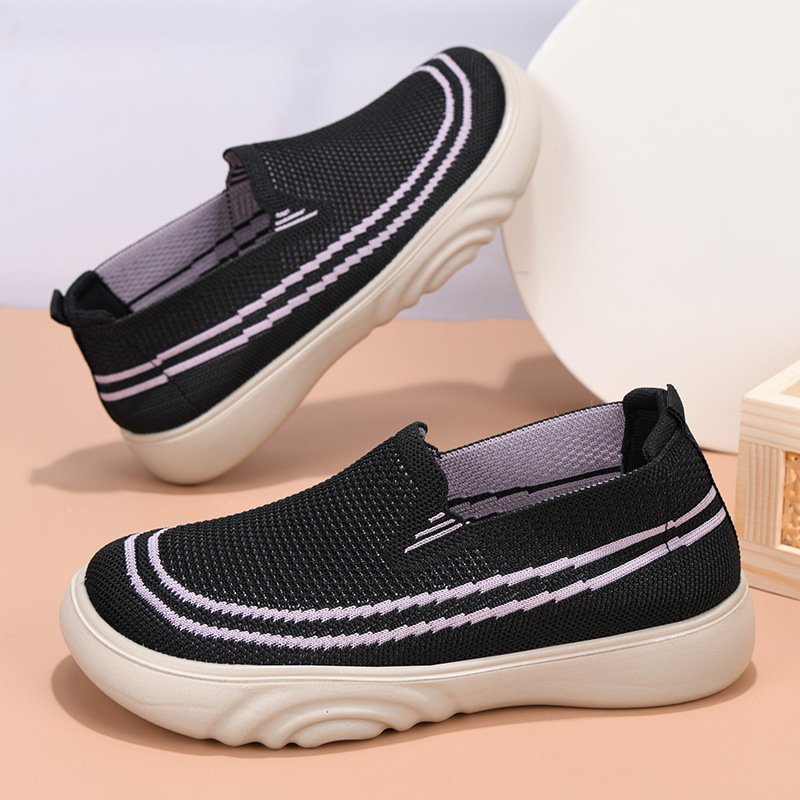 Casual soft-soled slip-on breathable knit mom shoes