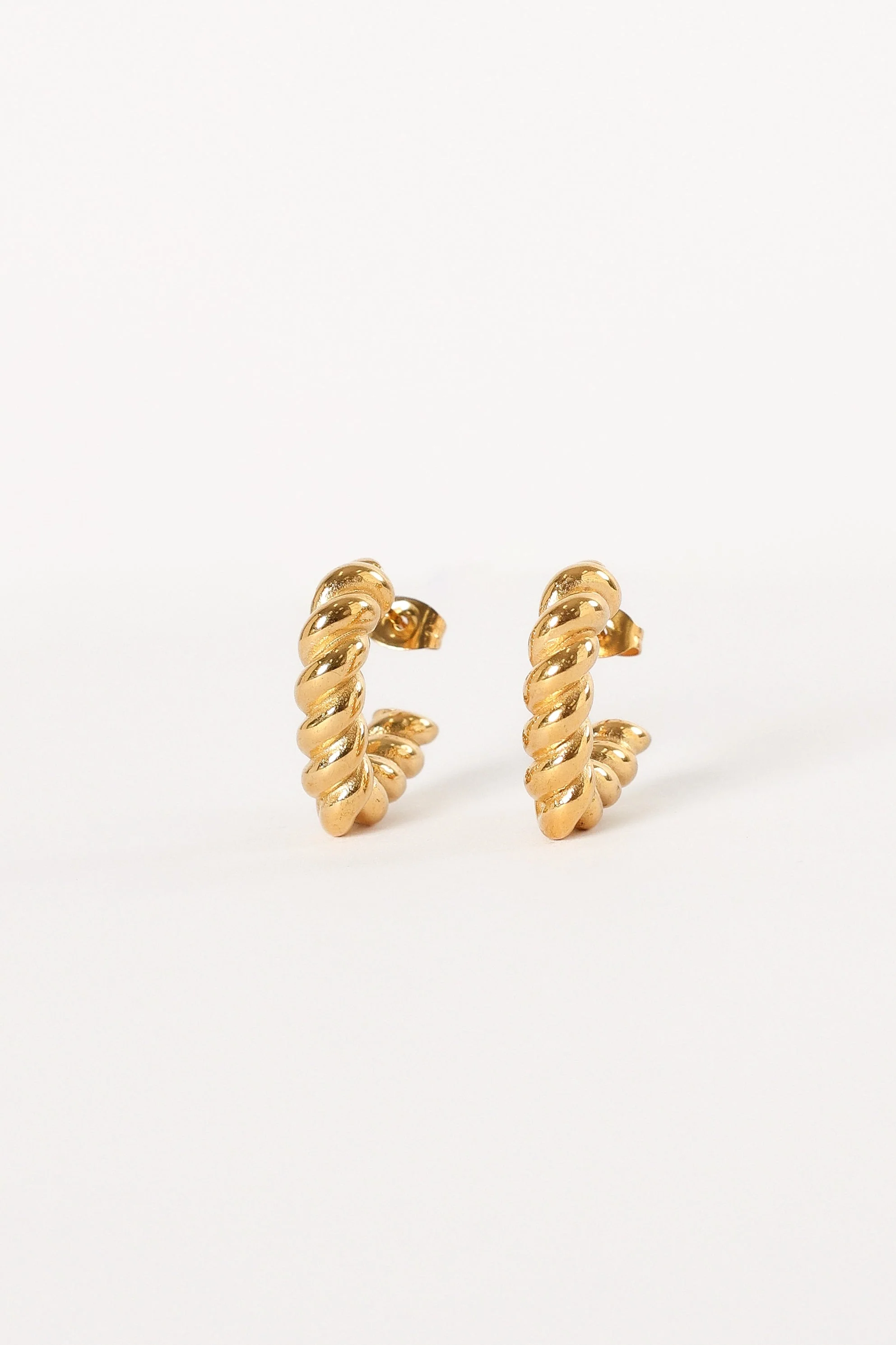 Loella Earrings - Gold-Rgtroy