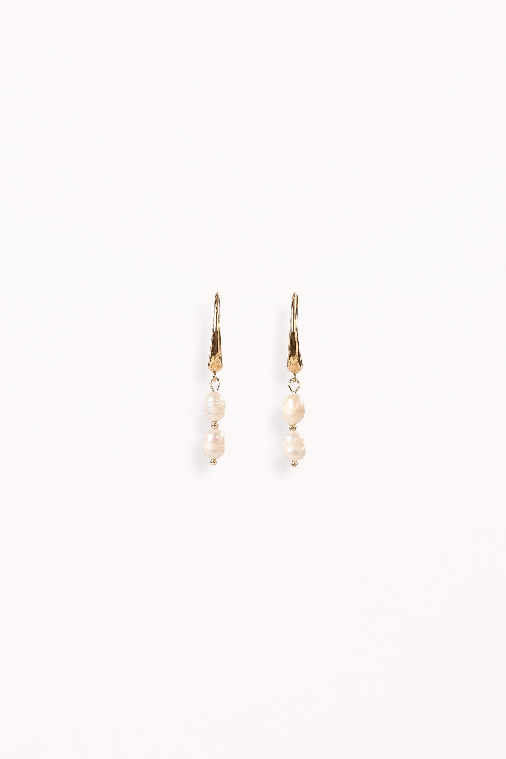 Larissa Pearl Earrings - Gold-Rgtroy