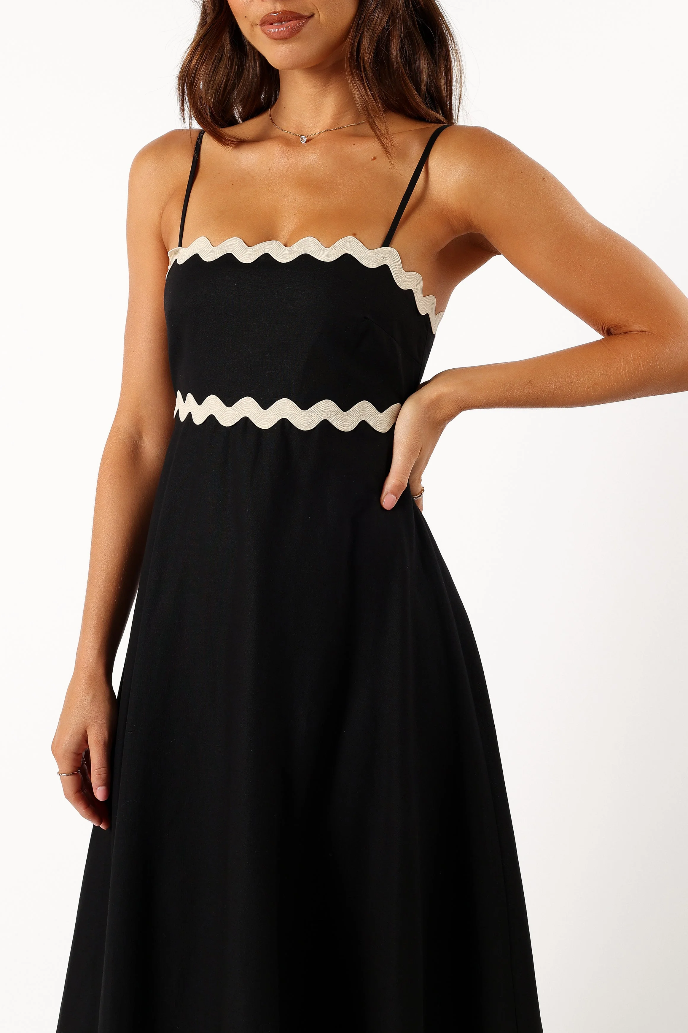 Yana Maxi Dress - Black Cream-Rgtroy
