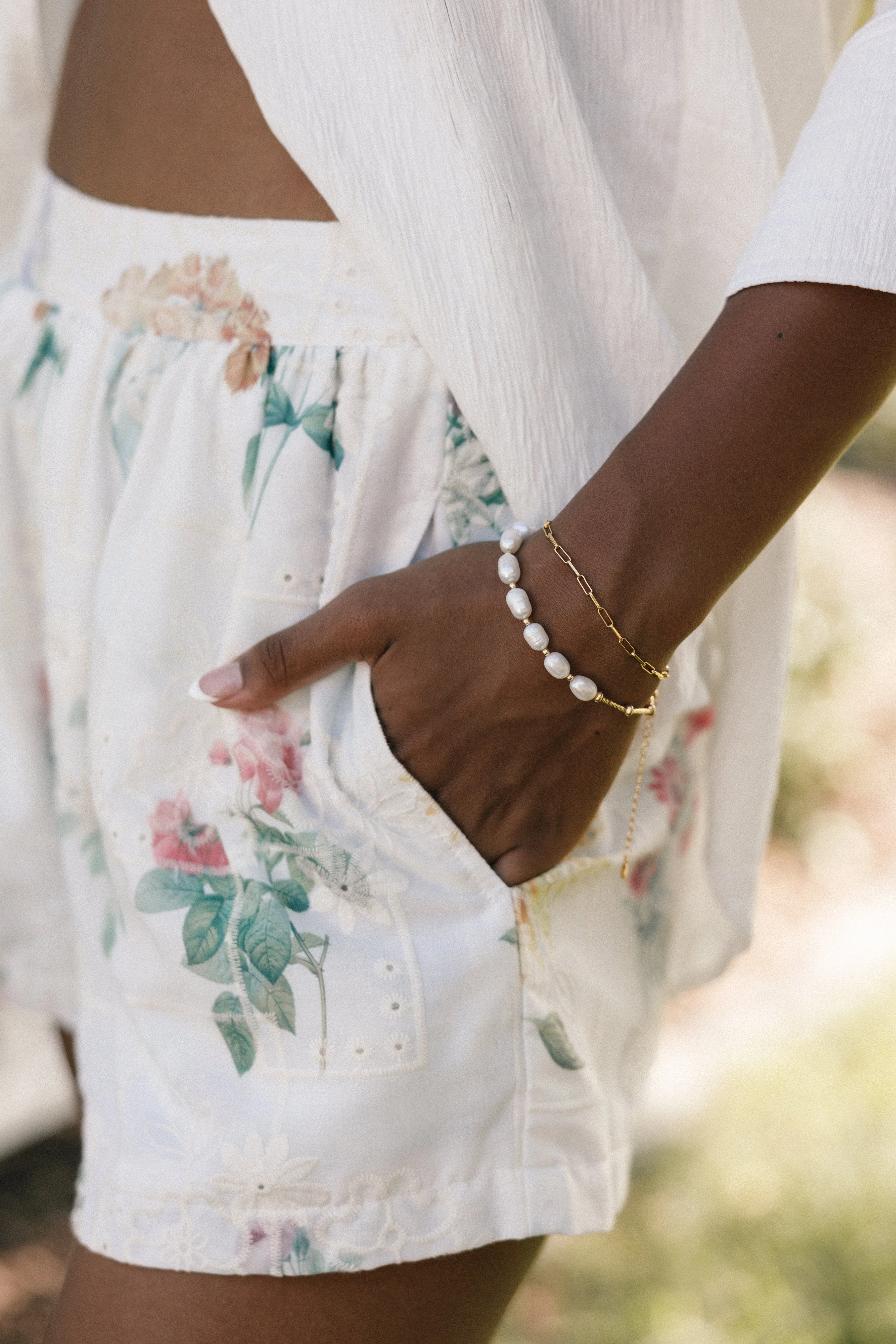 Ren Pearl Bracelet - Gold-Rgtroy