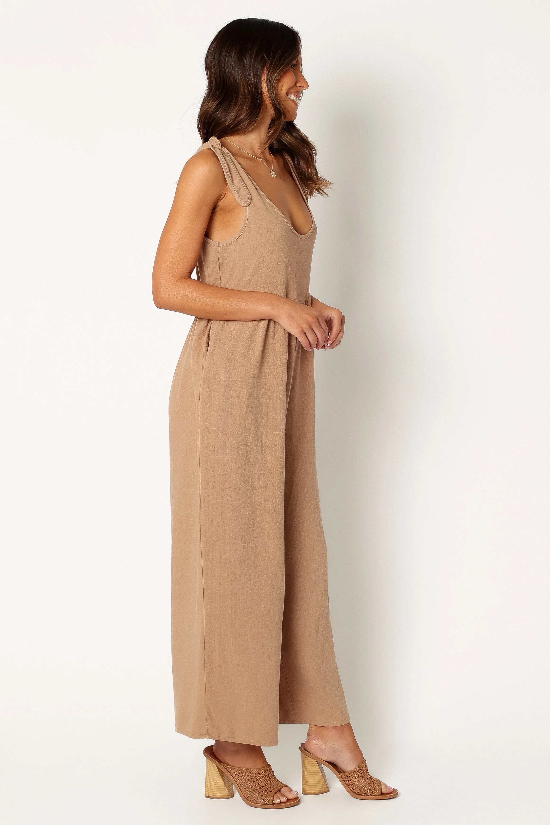 Ayla Linen Jumpsuit - Mocha-Rgtroy