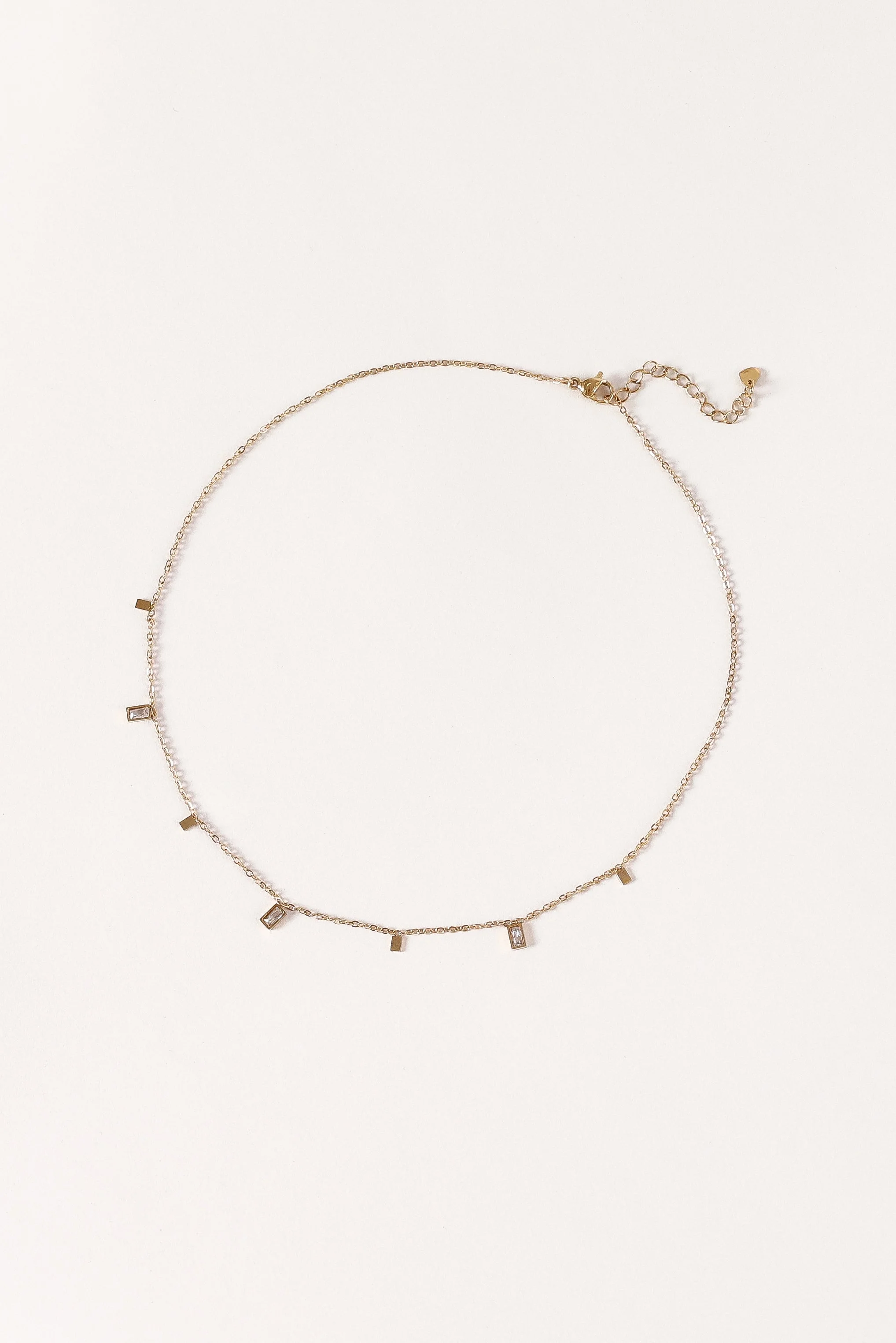 Vera Necklace - Gold-Rgtroy