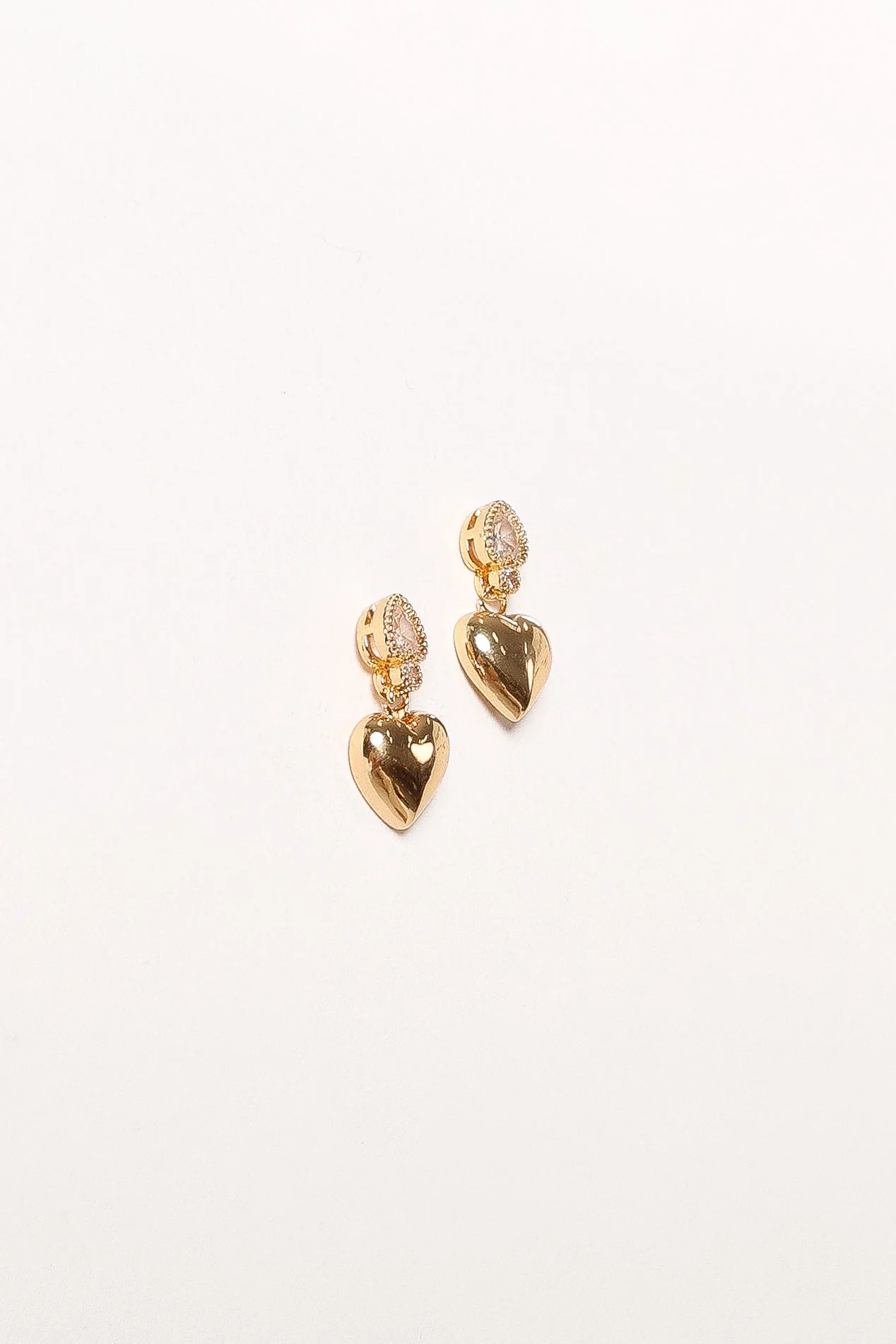 Susan Heart Earrings - Gold-Rgtroy