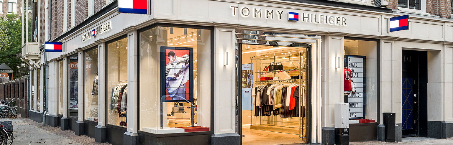 Tommy Hilfiger marketing strategy: How the retailer evolved to a lifestyle  brand | ContactPigeon