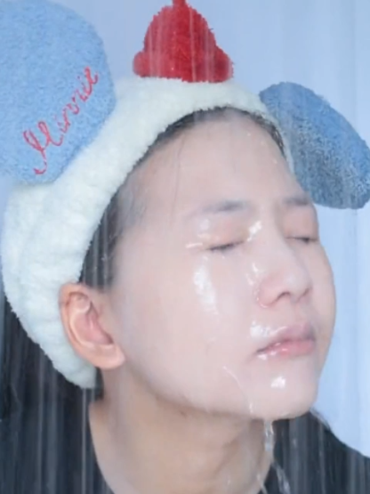 Luksusowy Podkład w Sztyfcie z Czarną Truflą 2w1✨Pełne Krycie i Pielęgnacja - Wbudowany Pędzel🌿