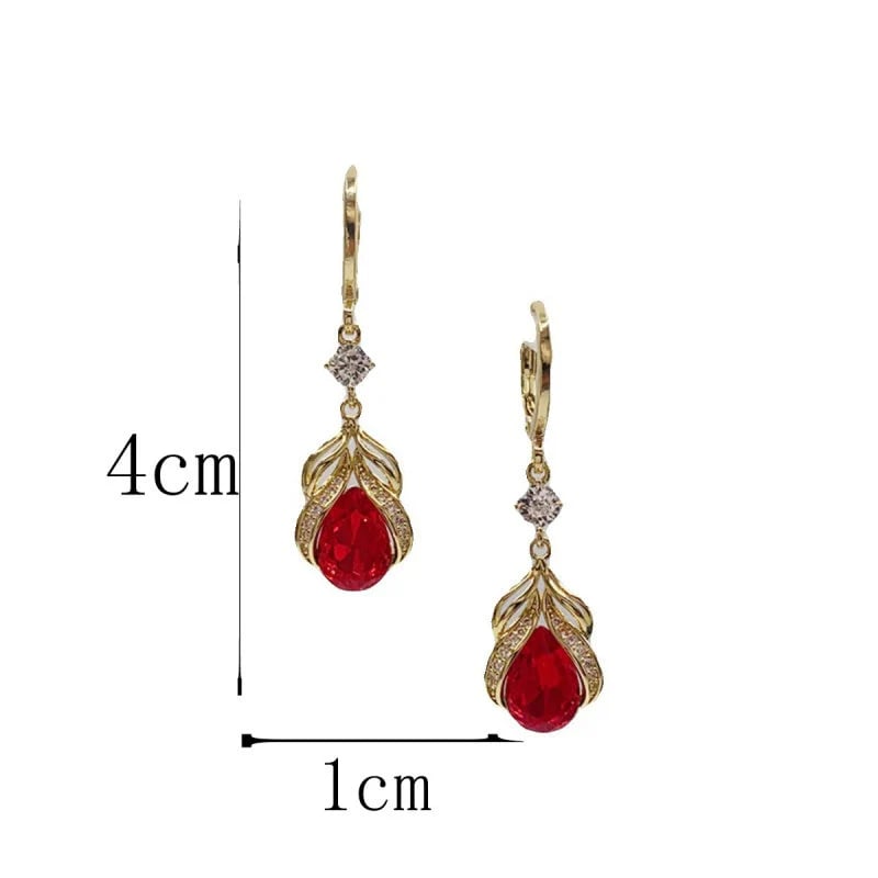 💧Fashionable women's earrings with a teardrop pendant
