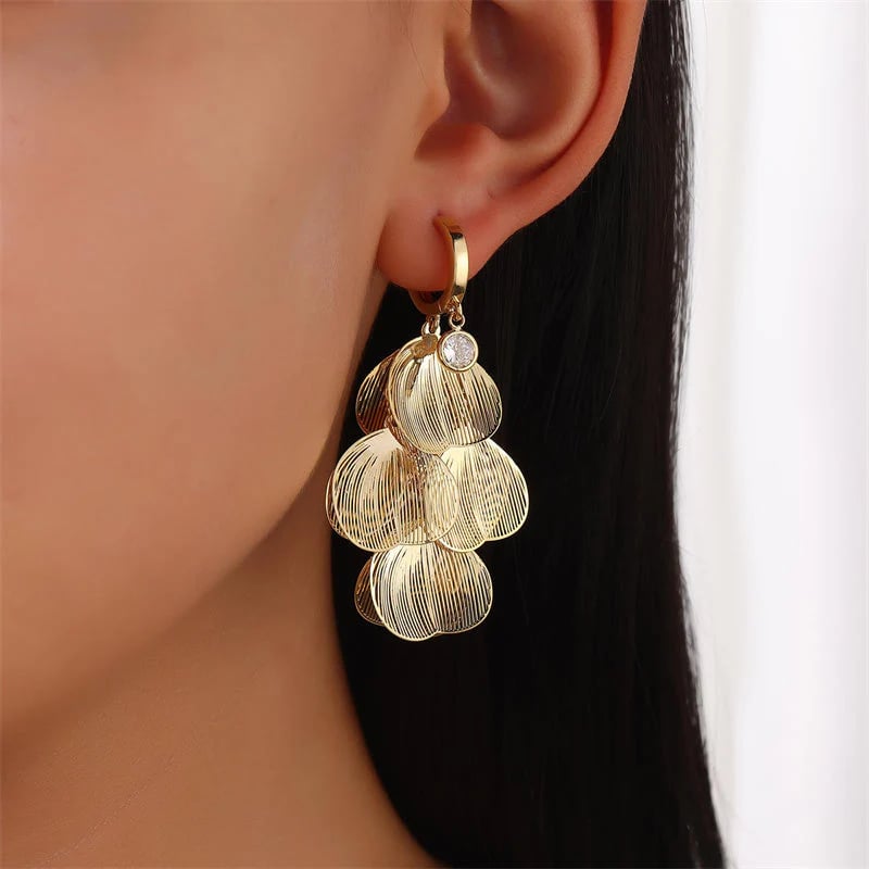 🍀Women’s Layered Leaf Hoop Dangle Earrings