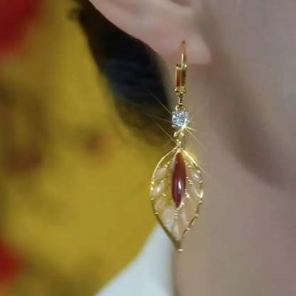 🍂Exquisite vintage leaf earrings