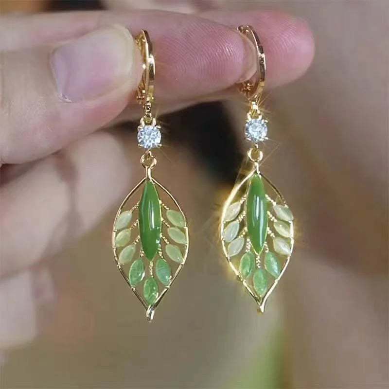 🍂Exquisite vintage leaf earrings