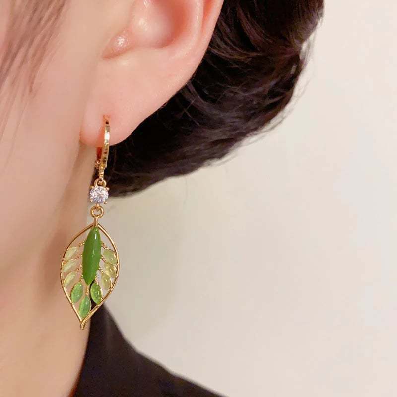 🍂Exquisite vintage leaf earrings