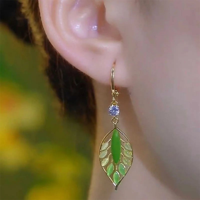 🍂Exquisite vintage leaf earrings