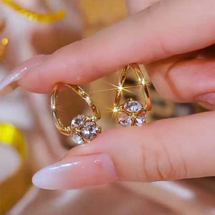 Luxury high-end chic diamond earrings for women