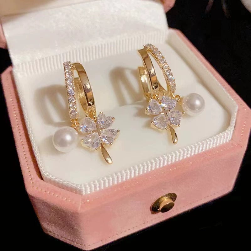 Fashion Earrings with Crystal, Four Leaf Clover and Pearls