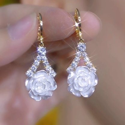 Light luxury fashion white camellia earrings temperament