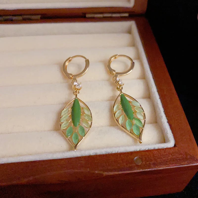 🍂Exquisite vintage leaf earrings