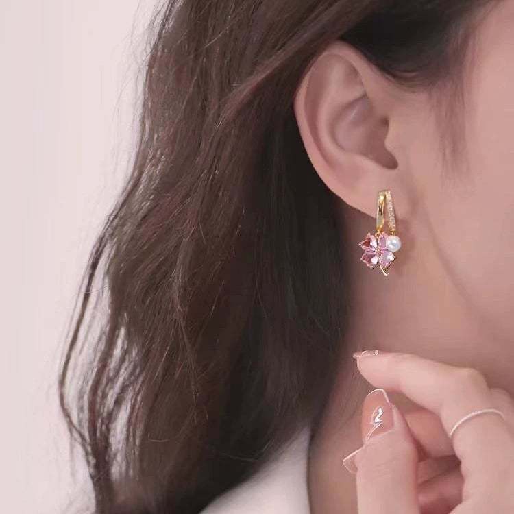 Fashion Earrings with Crystal, Four Leaf Clover and Pearls