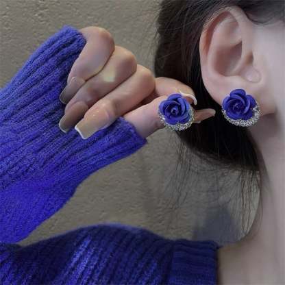 🌹Diamond Rose Earrings Floral Blooming 3D Carved