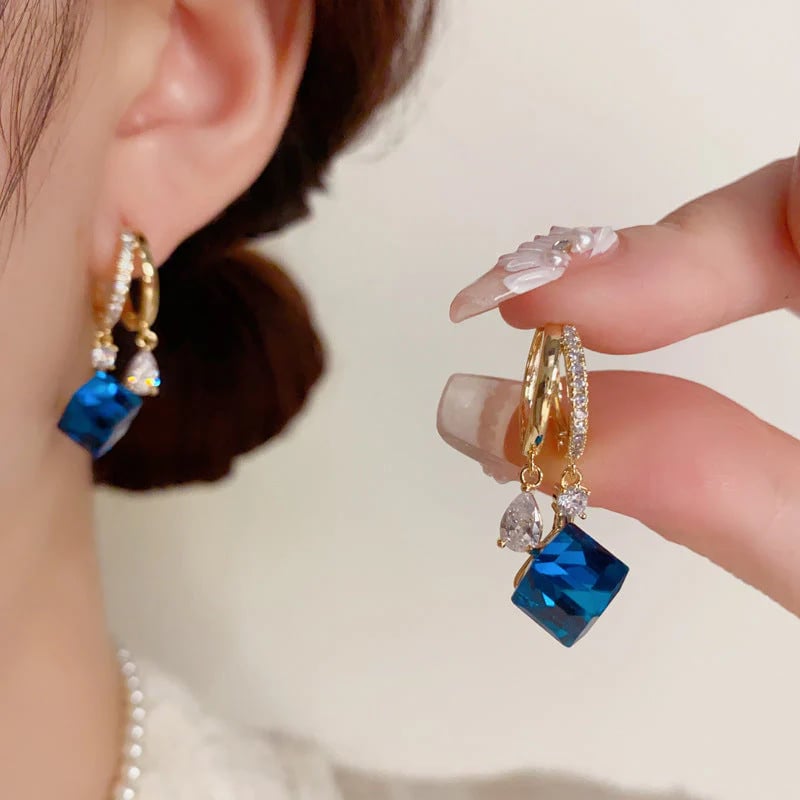 “Aurora Kiss”--Blue Crystal Earrings