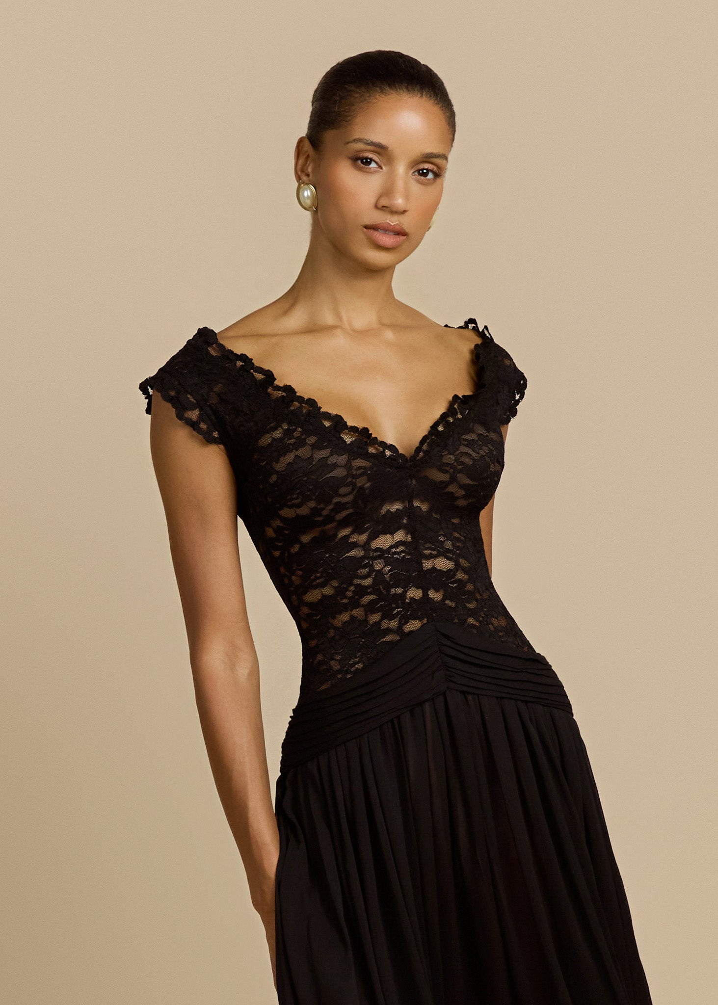 Elysia Lace Maxi Dress