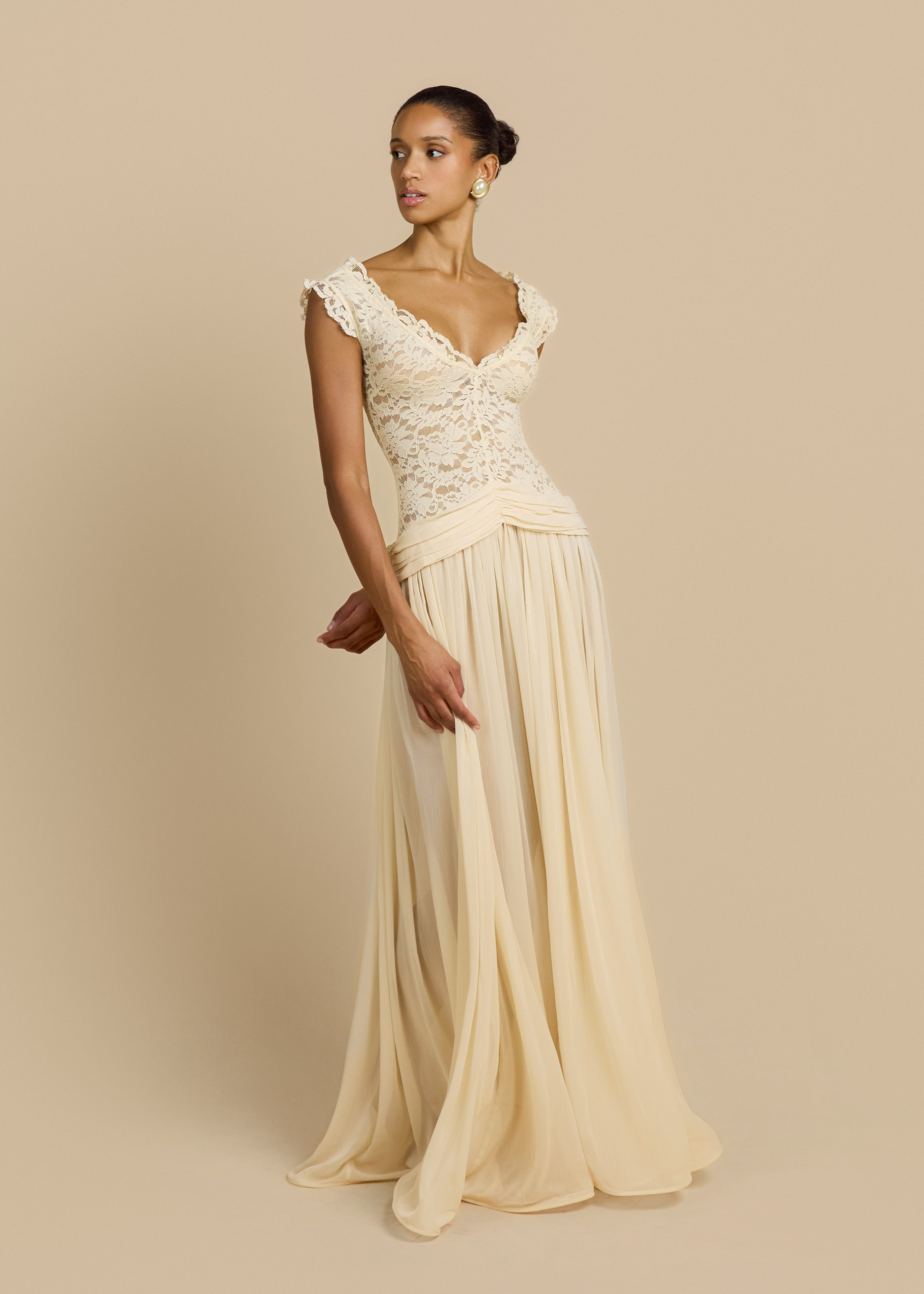 Elysia Lace Maxi Dress