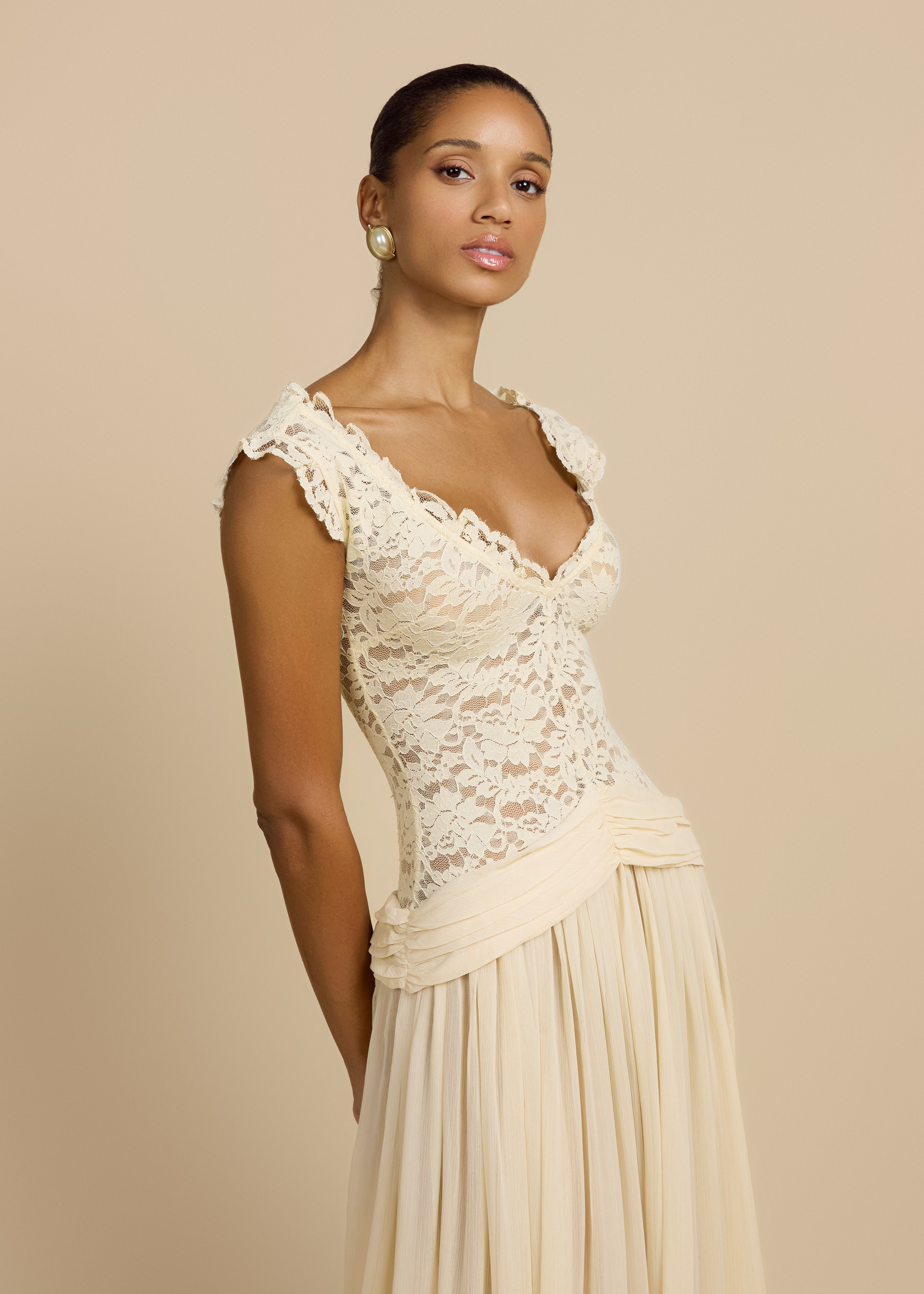 Elysia Lace Maxi Dress