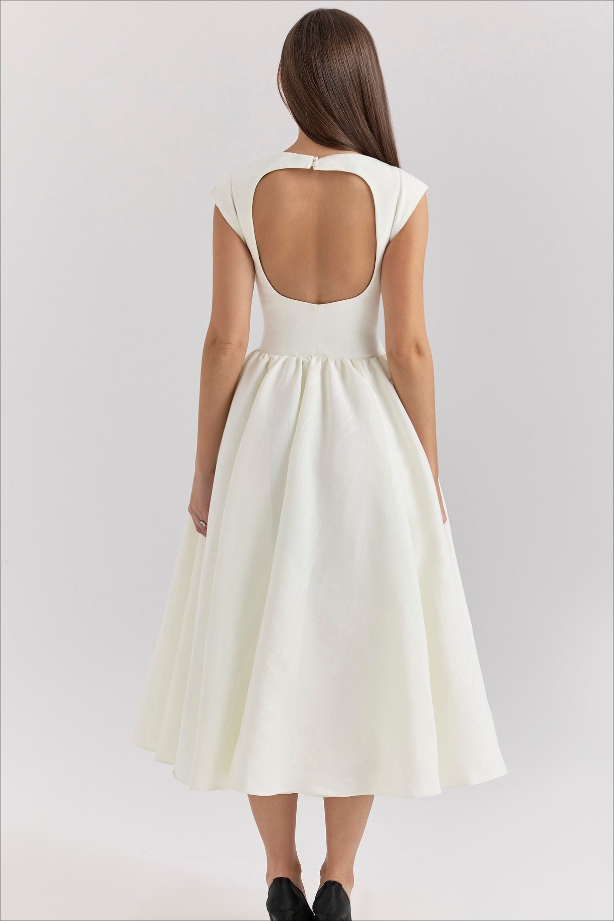 Minimalist Solid Backless Swing Midi Dress