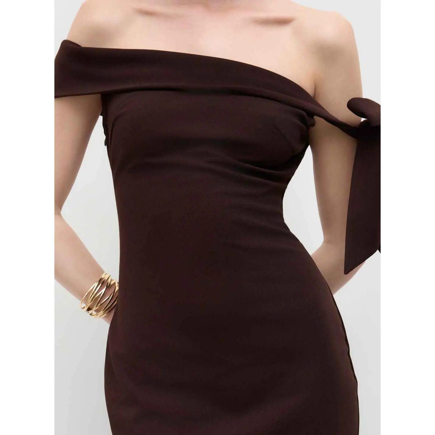 Off-shoulder Asymmetrical Bowknot Mermaid Maxi Dress