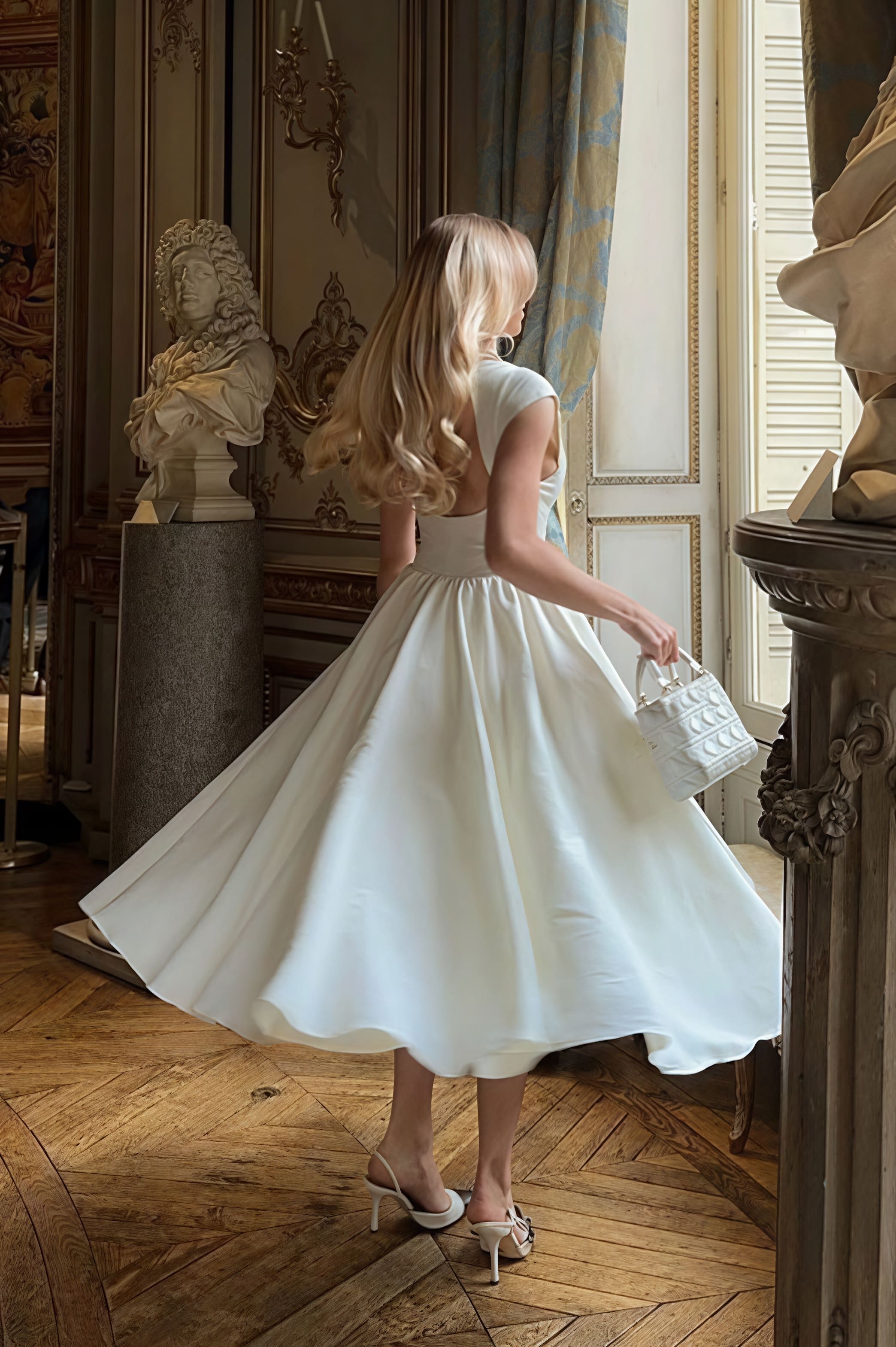 Minimalist Solid Backless Swing Midi Dress