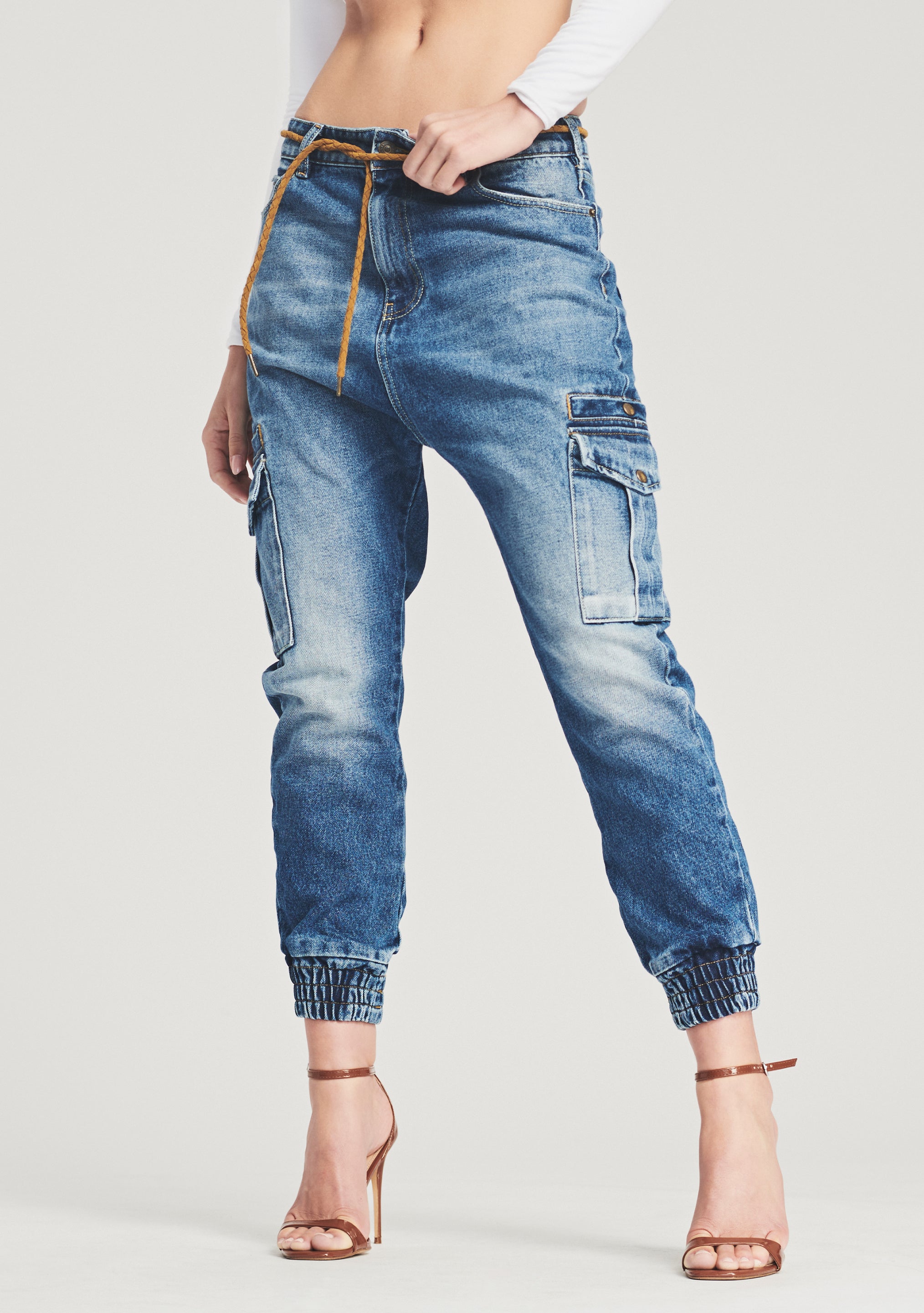 Veronica Jogger-Stylulu