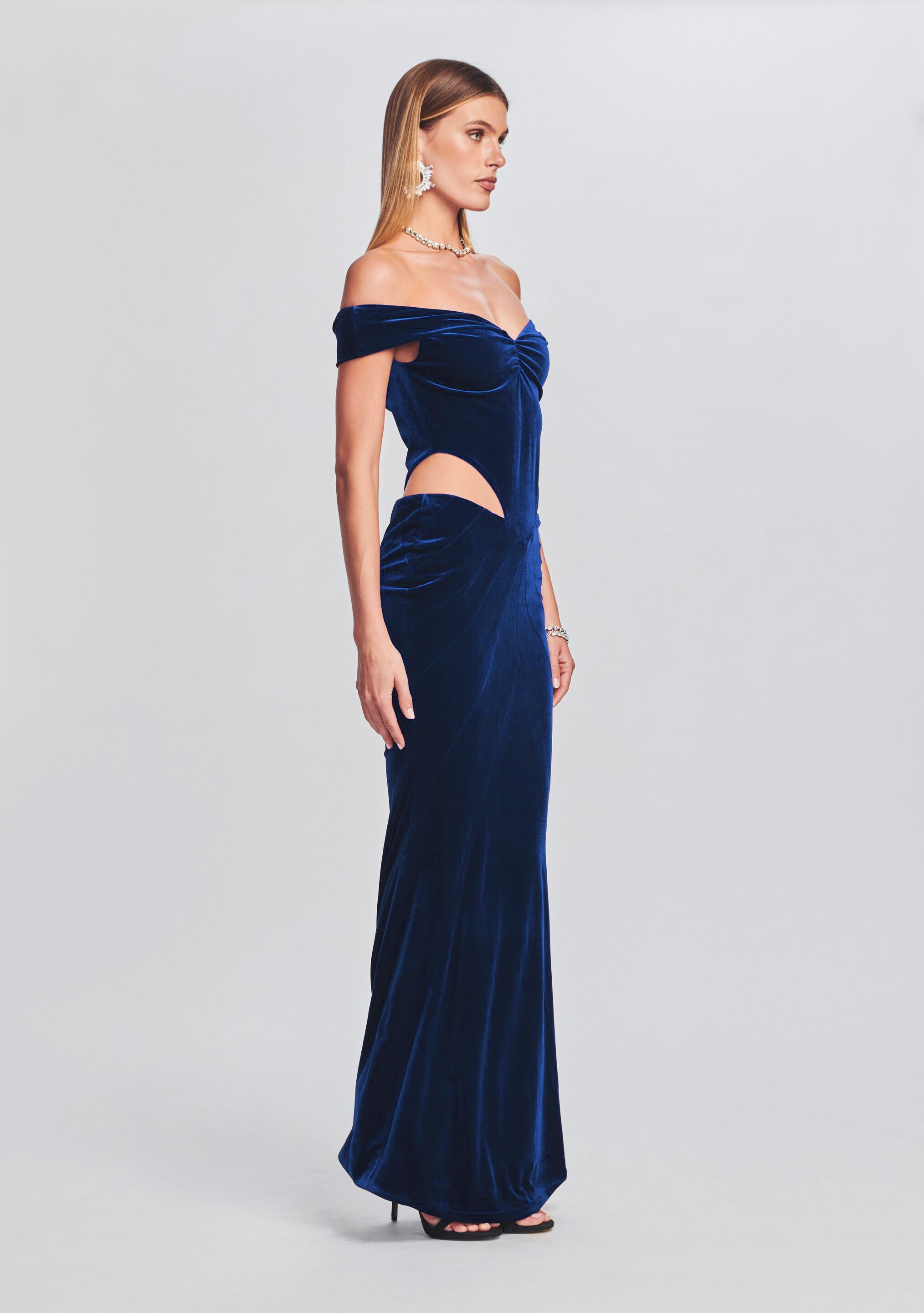 Giada Velvet Dress-Stylulu