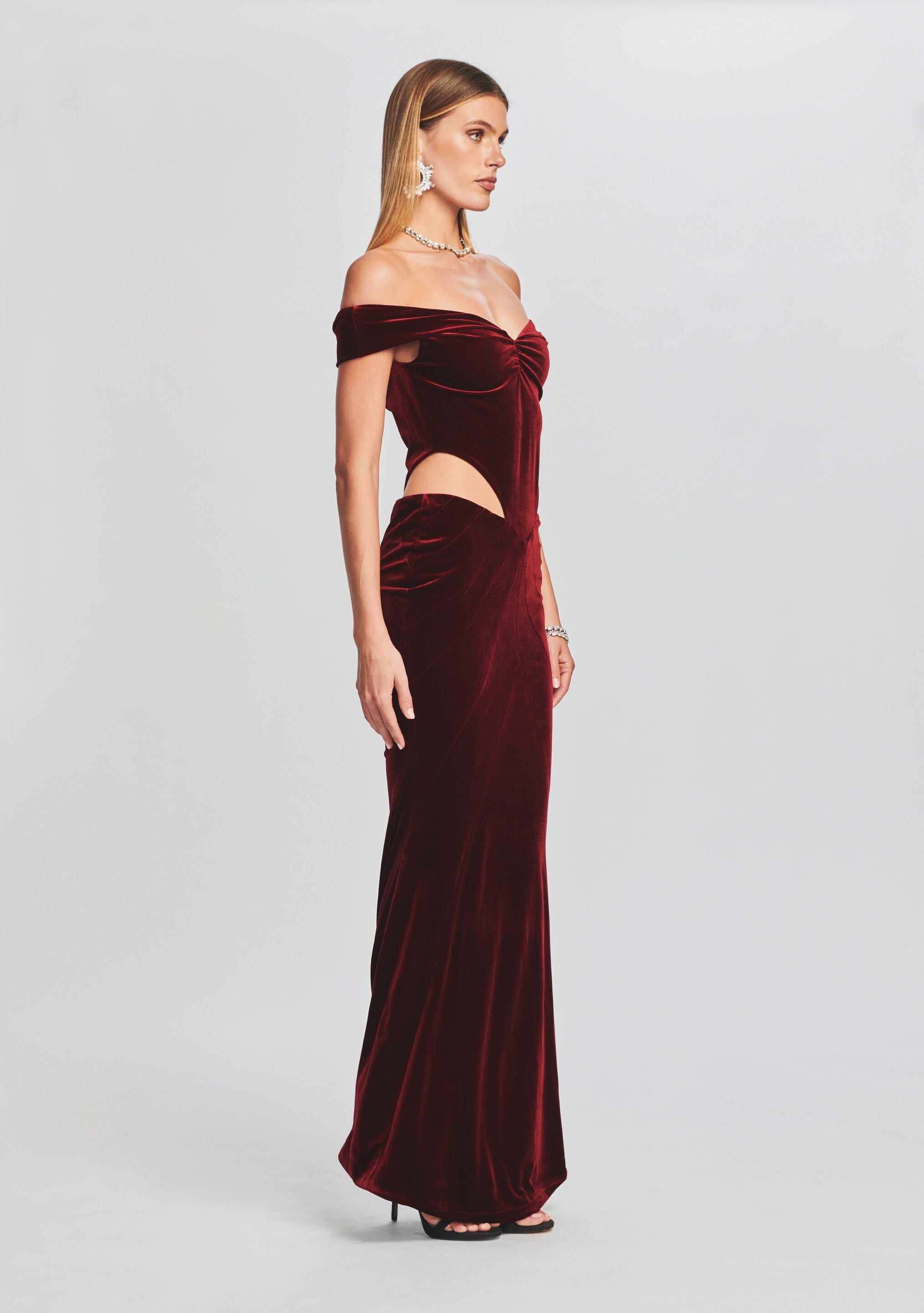 Giada Velvet Dress-Stylulu