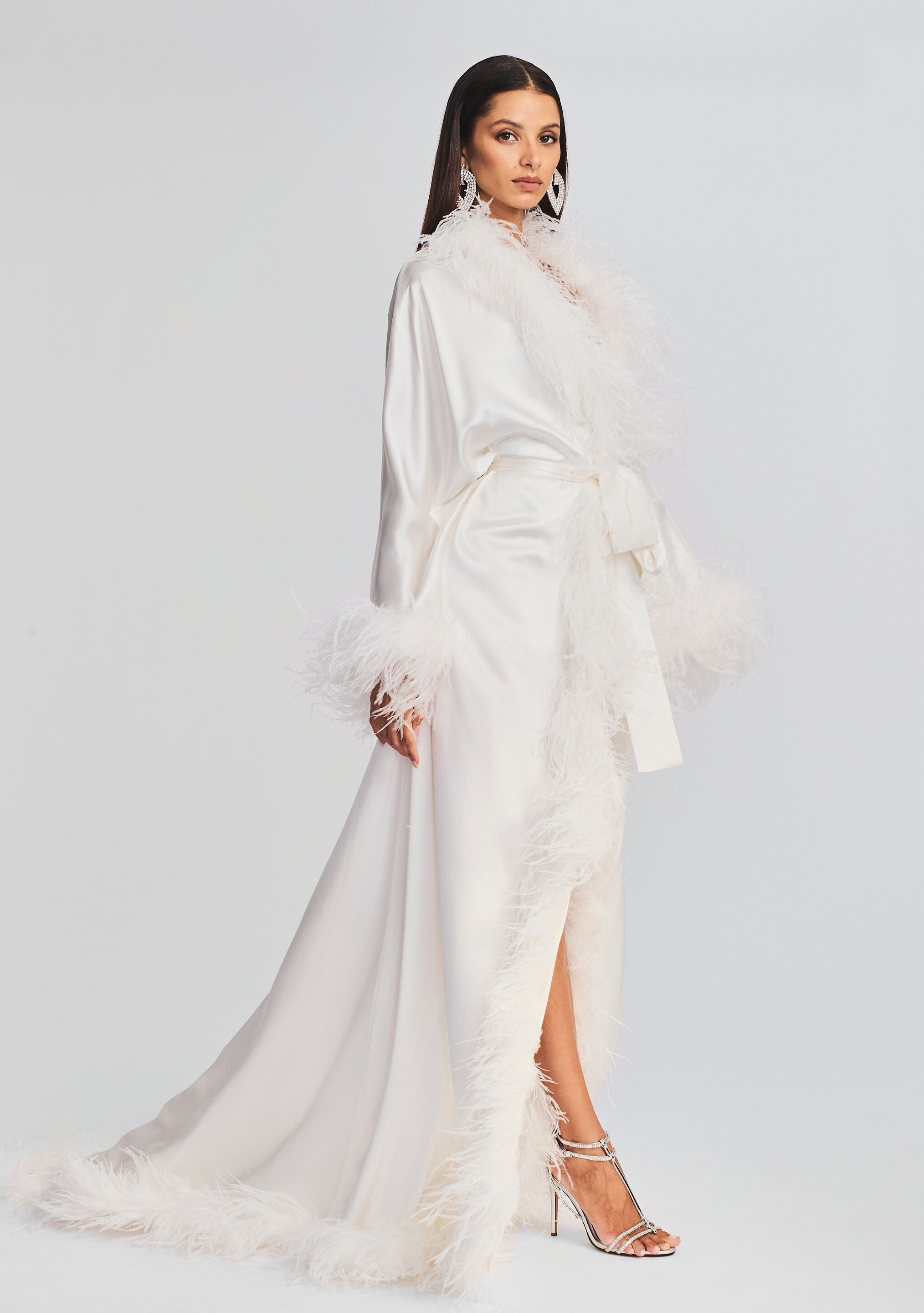 Juno Feather Robe-Stylulu