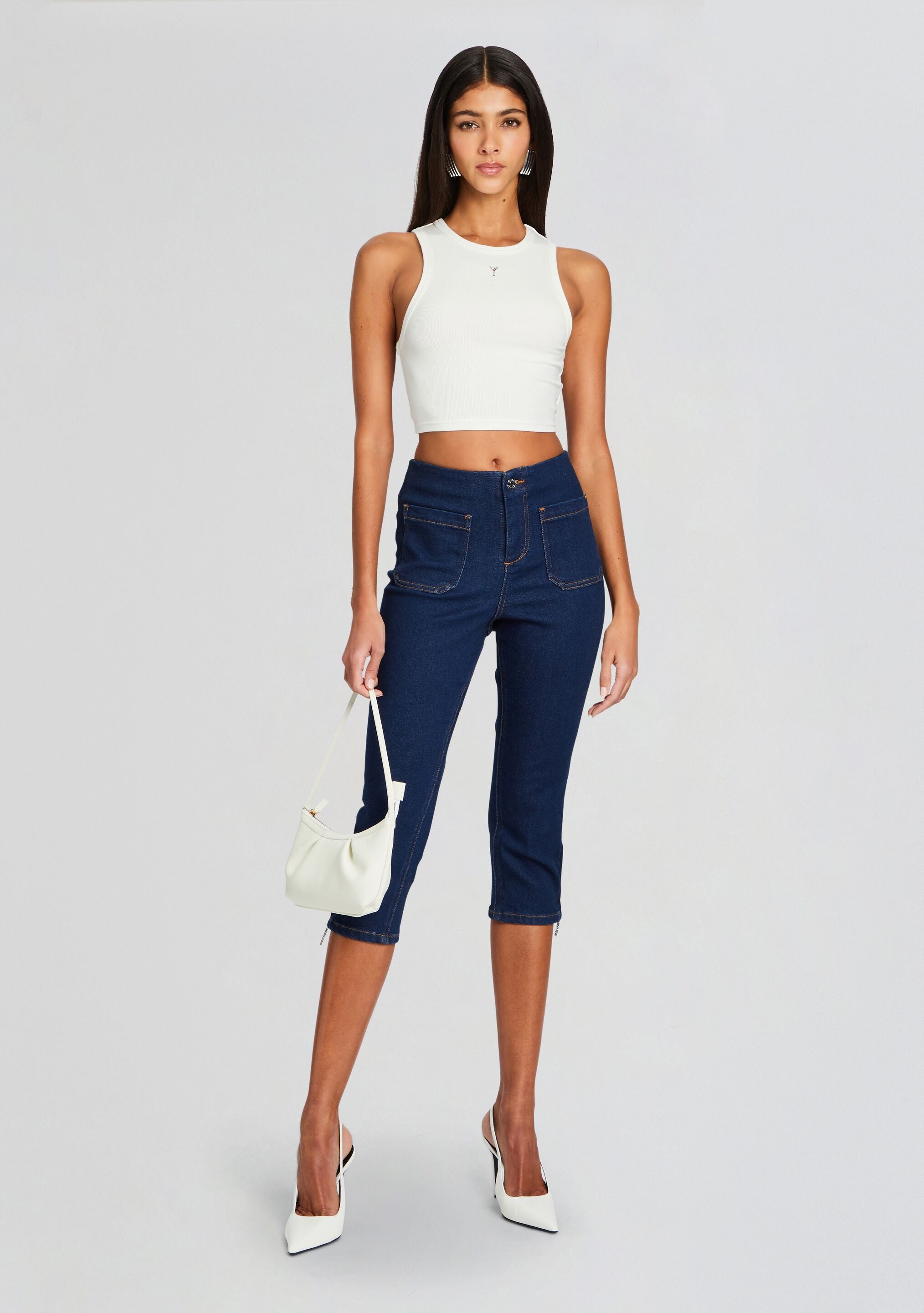 Padma Capri Jean-Stylulu